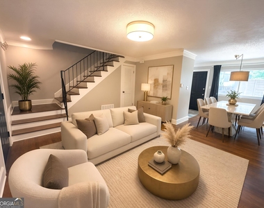 411 Tenth Street Ne - Photo Thumbnail 8