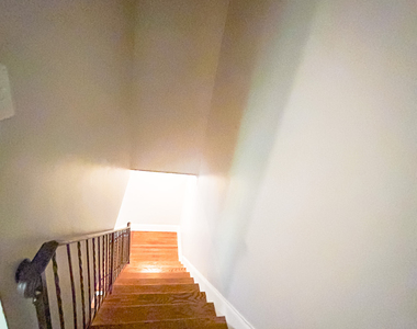 411 Tenth Street Ne - Photo Thumbnail 19