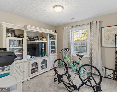 20 Shenandoah Lane - Photo Thumbnail 7