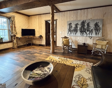 85 Dixieland Lane - Photo Thumbnail 10