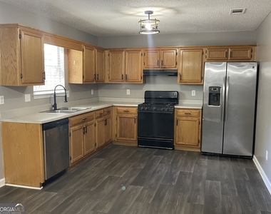 7177 Hazelwood Drive - Photo Thumbnail 4