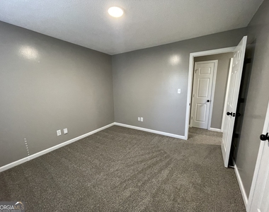 7177 Hazelwood Drive - Photo Thumbnail 6