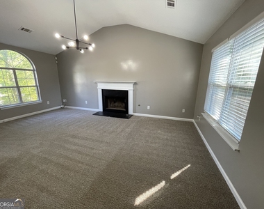 7177 Hazelwood Drive - Photo Thumbnail 2