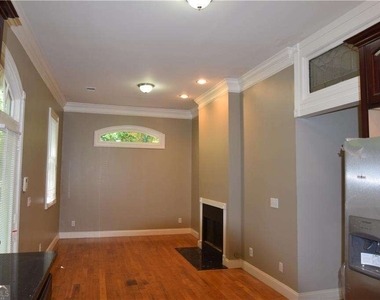 242 Dodd Avenue Sw - Photo Thumbnail 8