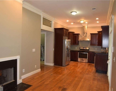 242 Dodd Avenue Sw - Photo Thumbnail 6