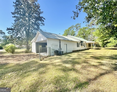 1005 Seminole Trail - Photo Thumbnail 34