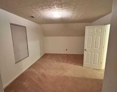 9268 Club View Trace - Photo Thumbnail 10