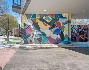 456 Flat Shoals Avenue Se - Photo Thumbnail 18
