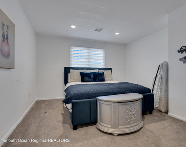 13 Valley Forge Road - Photo Thumbnail 41