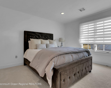 13 Valley Forge Road - Photo Thumbnail 42