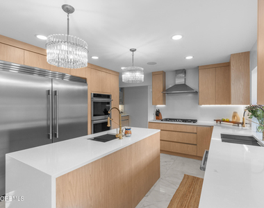 13 Valley Forge Road - Photo Thumbnail 11
