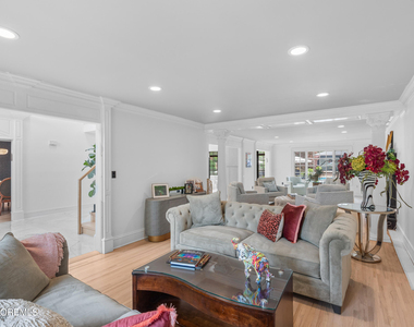 13 Valley Forge Road - Photo Thumbnail 22