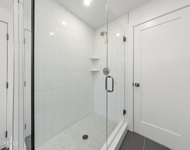 427 Hoyt Street - Photo Thumbnail 27
