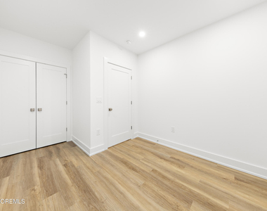 427 Hoyt Street - Photo Thumbnail 22