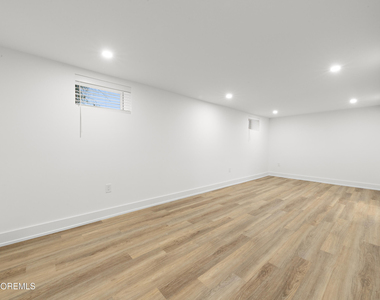 427 Hoyt Street - Photo Thumbnail 38