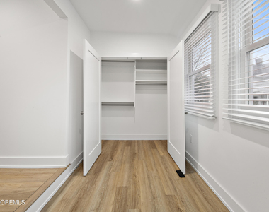 427 Hoyt Street - Photo Thumbnail 21