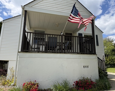 17 Clarence Avenue - Photo Thumbnail 17