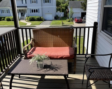 17 Clarence Avenue - Photo Thumbnail 6
