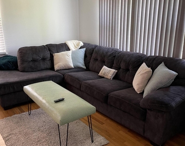 17 Clarence Avenue - Photo Thumbnail 18