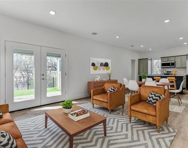 3060 W Crawford Street - Photo Thumbnail 4