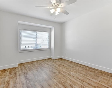 3060 W Crawford Street - Photo Thumbnail 22