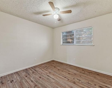 1361 W Mcneill Street - Photo Thumbnail 8