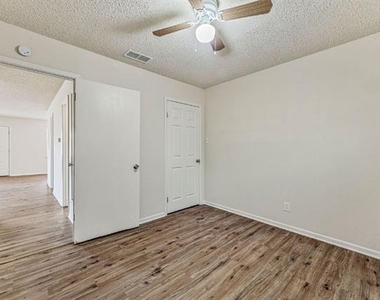 1361 W Mcneill Street - Photo Thumbnail 7