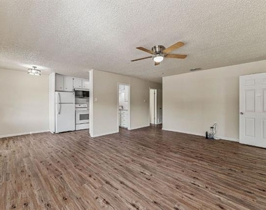 1361 W Mcneill Street - Photo Thumbnail 9