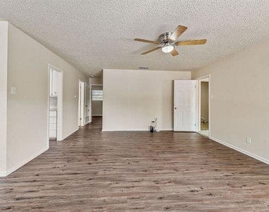 1361 W Mcneill Street - Photo Thumbnail 12