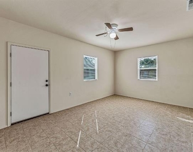 1361 W Mcneill Street - Photo Thumbnail 13