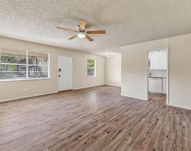 1361 W Mcneill Street - Photo Thumbnail 3