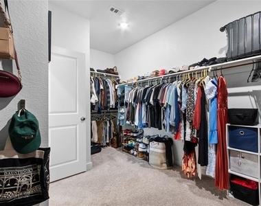 797 Vineyard Way - Photo Thumbnail 22