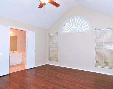 1664 Big Bend Drive - Photo Thumbnail 9