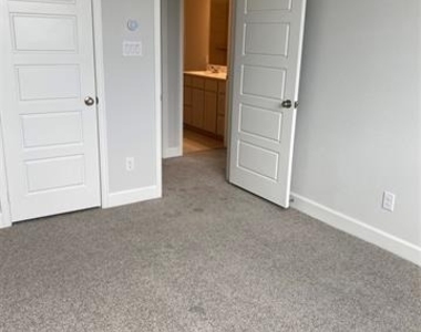 1702 Swayback Lane - Photo Thumbnail 24