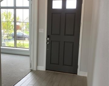 1702 Swayback Lane - Photo Thumbnail 4