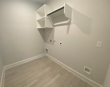 1702 Swayback Lane - Photo Thumbnail 26