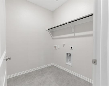 2200 Dunbar Drive - Photo Thumbnail 28
