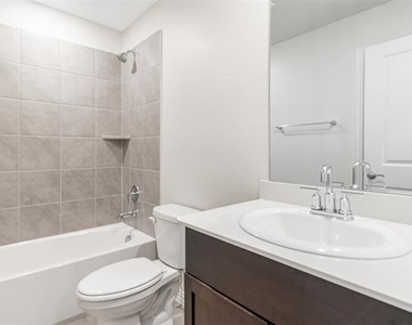 2200 Dunbar Drive - Photo Thumbnail 15
