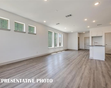 420 4th Street - Photo Thumbnail 1