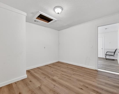 4709 Mayfair Street - Photo Thumbnail 26