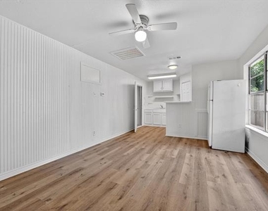 4709 Mayfair Street - Photo Thumbnail 20
