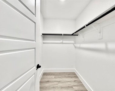 8509 Shorehan Road - Photo Thumbnail 27