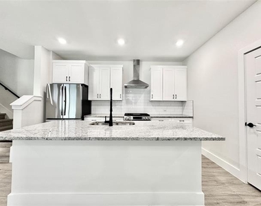 8509 Shorehan Road - Photo Thumbnail 3