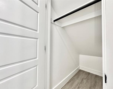 8509 Shorehan Road - Photo Thumbnail 13