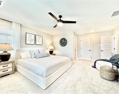8725 Scottys Lake Lane - Photo Thumbnail 18