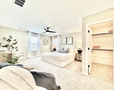 8725 Scottys Lake Lane - Photo Thumbnail 16