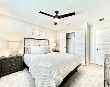 8725 Scottys Lake Lane - Photo Thumbnail 30