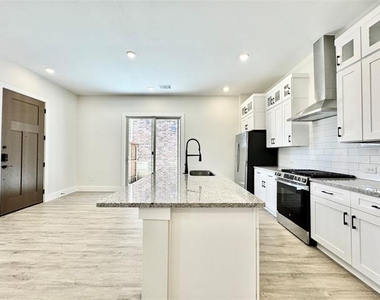 8513 Shorehan Road - Photo Thumbnail 13