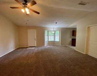 821 Loganwood Drive - Photo Thumbnail 5