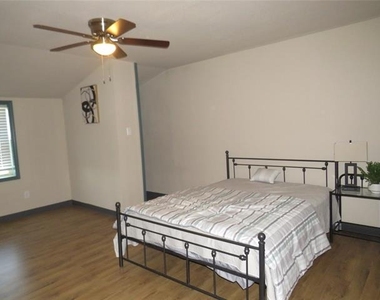 12069 Joyce Lane - Photo Thumbnail 7